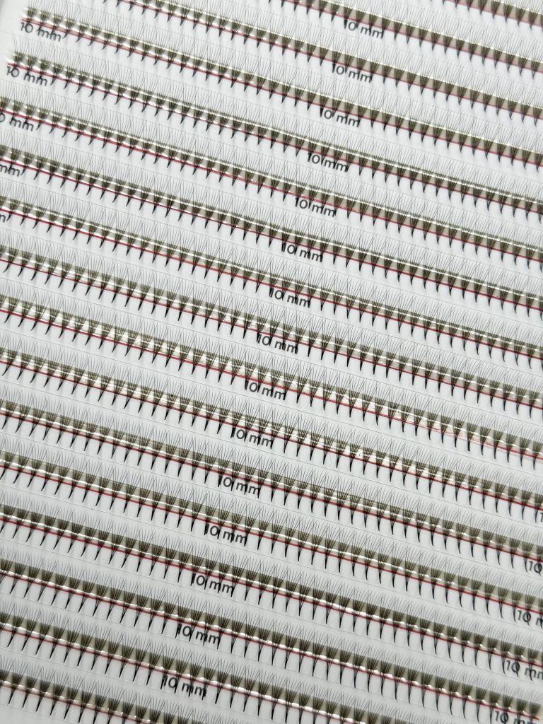 4D premade fans za brzu i učinkovitu ugradnju trepavica